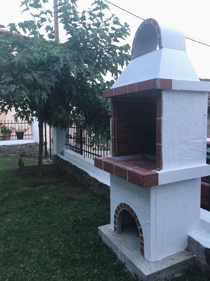 Kyr Gianni Mansion Vila Sikiá Exterior foto